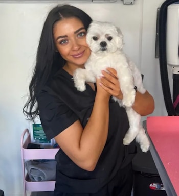 Louise Hunt había terminado su