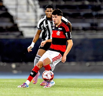 Diego Reyes, de Flamengo, es el único convocado que juega fuera de México en la lista Sub-20. (Instagram/ Diego Reyes)