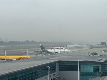 Condiciones climáticas afectaron vuelos en