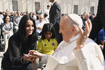 Armando Benedetti recibió la bendición del papa Francisco: “Un aliciente para vivir en armonía, amor y comunión” - crédito @AABenedetti / X