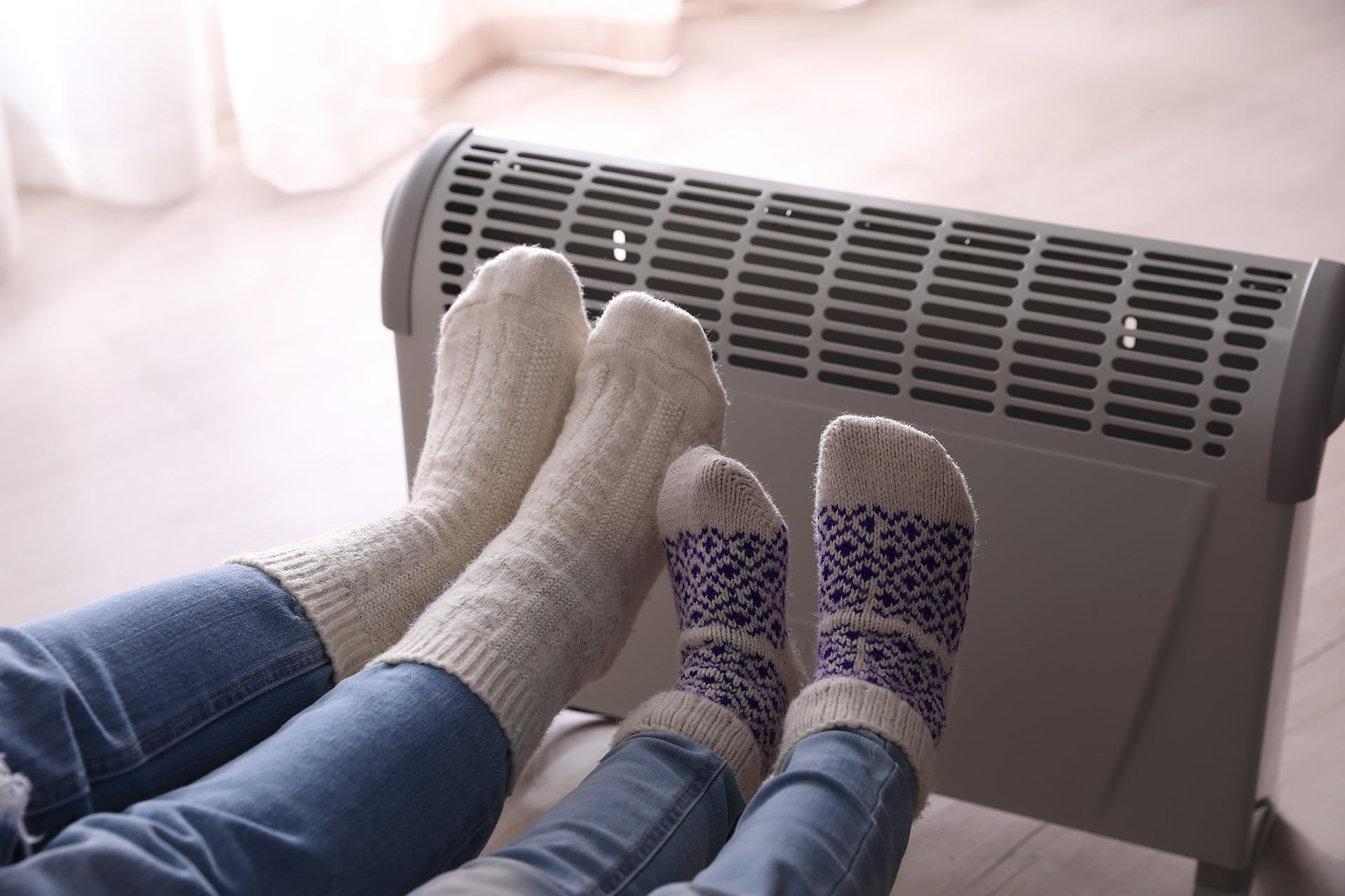 El retiro del calefactor eléctrico libera superficie en la habitación y permite colocar ventiladores o equipos de climatización. (extrayendo crédito…)