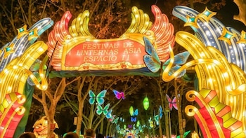 Entrada al festival de linternas