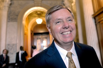 Lindsey Graham murió a los 71 años por una disección aórtica, según un informe preliminar (AP Foto/Susan Walsh, Archivo)