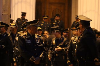 Oficiales de la Policía Nacional