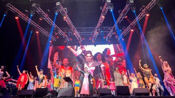 El Teatro Metropolitan marcó el