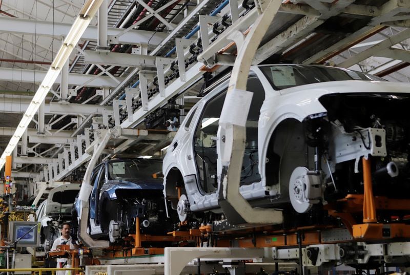 Las plantas de Volkswagen en Puebla y Silao emplean aproximadamente 13 mil personas. REUTERS/Imelda Medina/Archivo