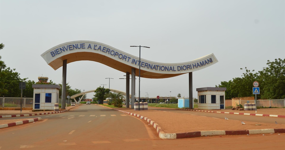 Registrados disparos y explosiones en el aeropuerto de la capital de Níger, Niamey