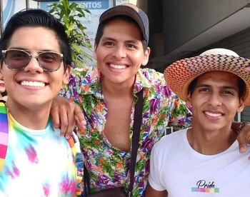 Wilmer (izquierda), junto a sus