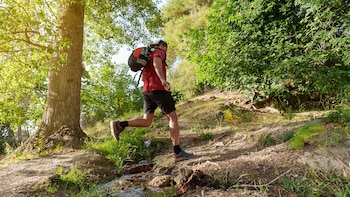 En qué consiste el “rucking”,