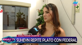 Suheyn Cipriani es entrevistada mientras