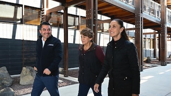 Sheinbaum convoca a visitar el