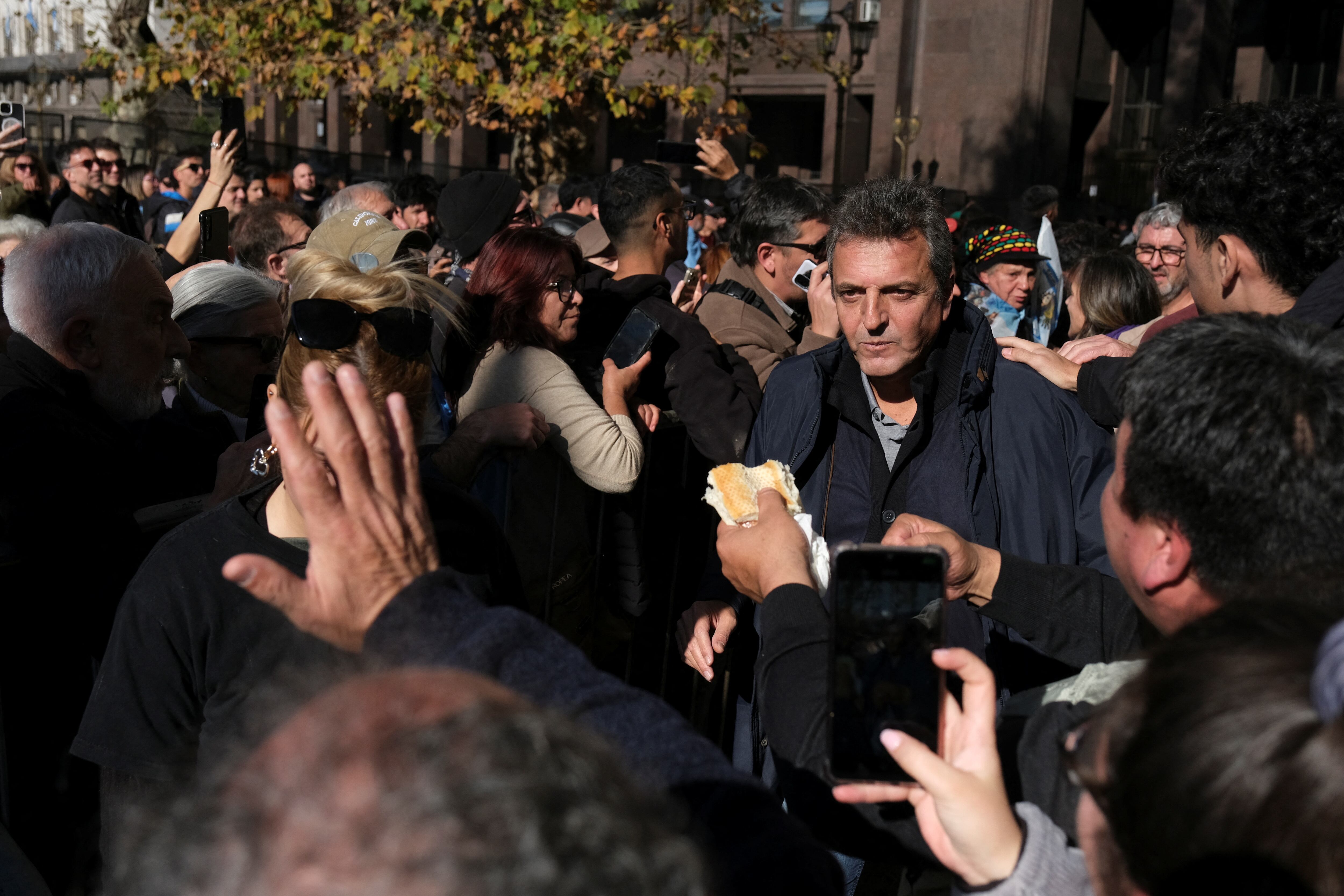 Sergio Massa se hizo presente junto a su columna del Frente Renovador (REUTERS/Alessia Maccioni)