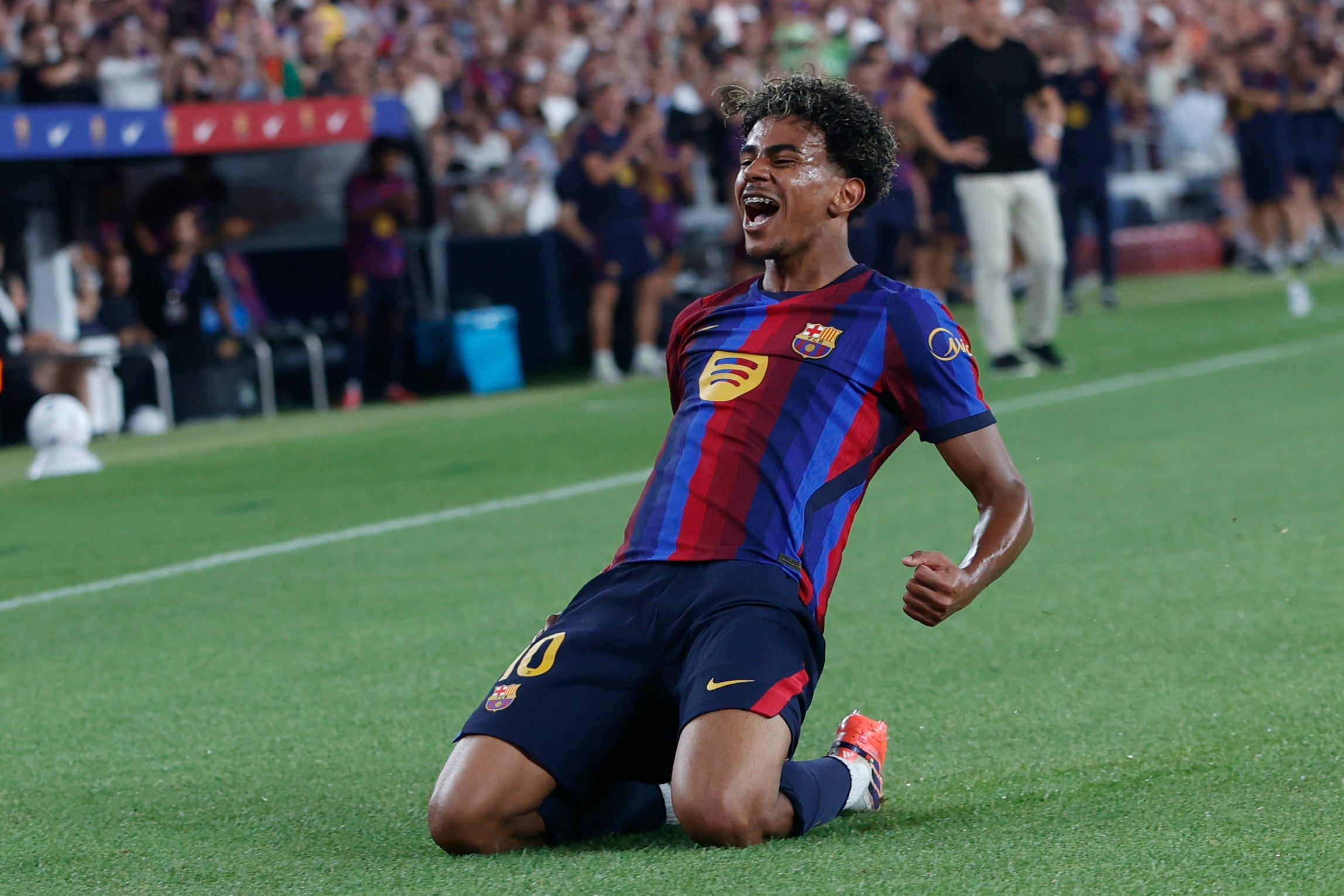 A qué hora y dónde ver el debut del FC Barcelona en la Champions League. (Quique García/EFE)