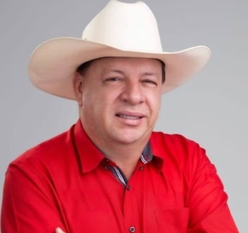 Víctor Hugo Romero Chinchilla, exdiputado suplente del partido Libre, fue capturado en Copán tras ser señalado por el Ministerio Público como presunto autor intelectual de un homicidio y una tentativa de homicidio.(FOTO: La Prensa)