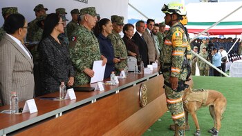 Sheinbaum reconoce labores del agrupamiento Yumare tras apoyo de 15 días en Venezuela. (Foto: Presidencia)