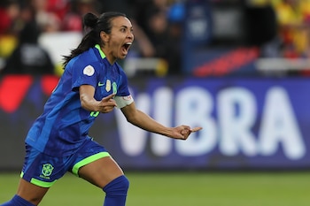 La leyenda del fútbol brasileño podría disputar su última competencia mundialista con la Verdeamarela (Archivo: EFE/ Jose Jácome)