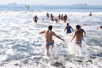 Participantes y espectadores se congregan