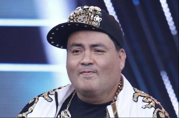 Alfredo Benavides se sometió a cirugía de manga gástrica y el temor a un posible cáncer: “Me hicieron una biopsia”. (Composición: Infobae)