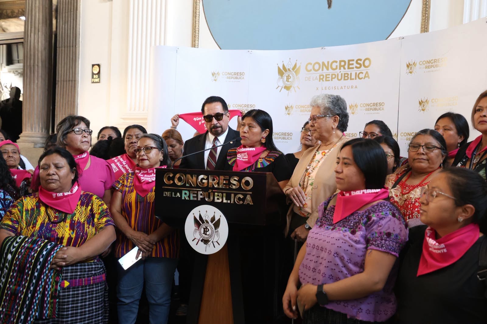 Diputadas de Guatemala presentaron una iniciativa de ley que impone la paridad de género y la inclusión de pueblos indígenas en las candidaturas electorales. (Congreso de la República de Guatemala)
