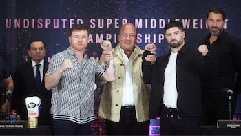 Canelo Álvarez expondrá sus títulos