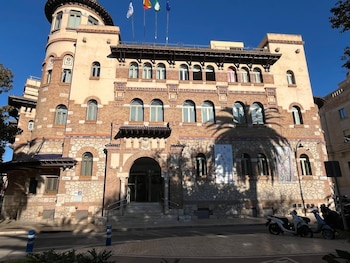 Edificio principal del Rectorado de la Universidad de Málaga, UMA.
POLITICA