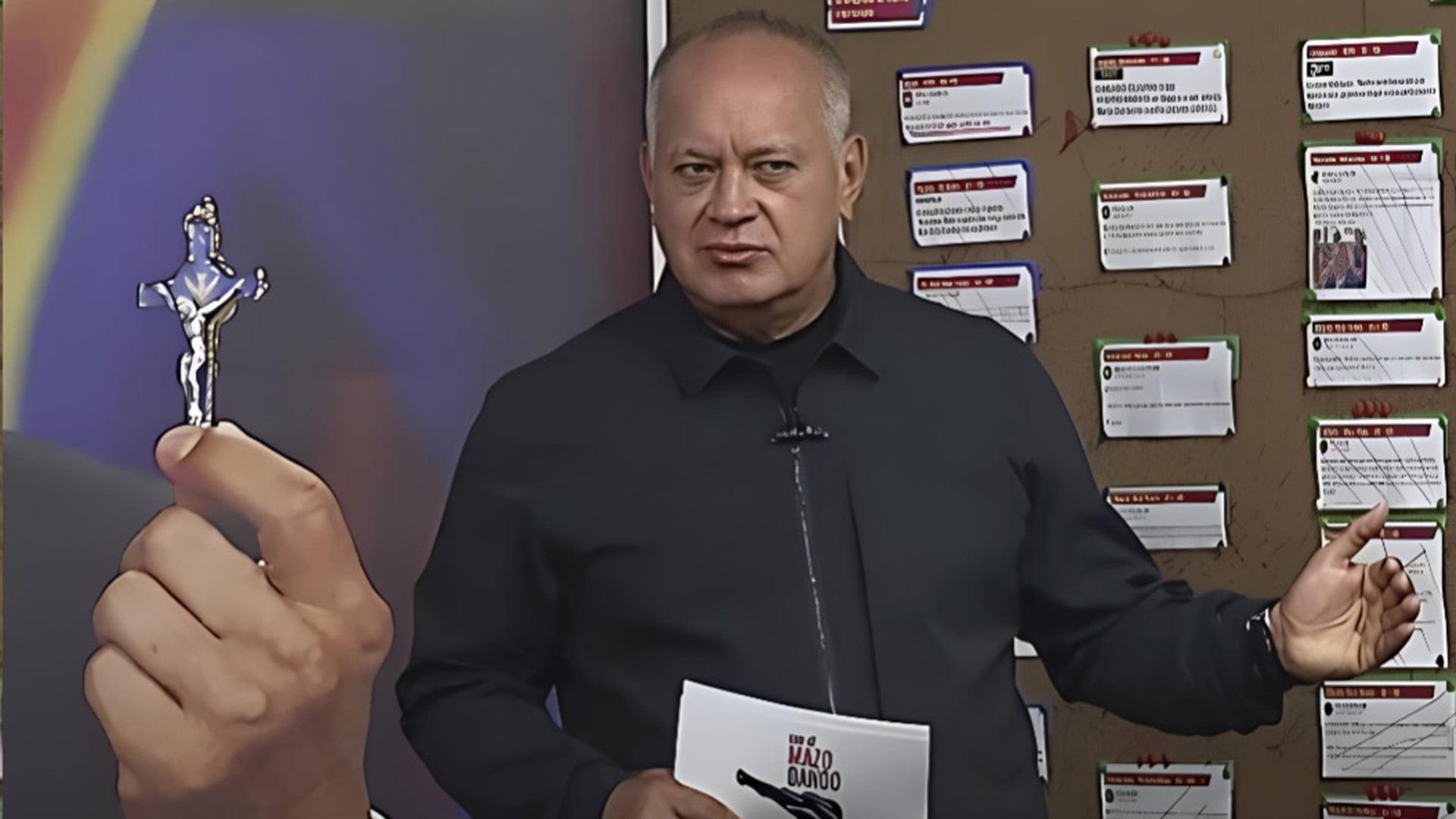 Diosdado Cabello Rondón en uno de sus programas que transmite la red de medios del régimen venezolano