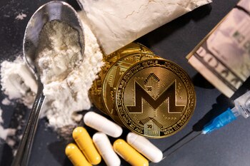 Una ilustración de la cripto Monero y su vínculo con drogas duras
Reuters