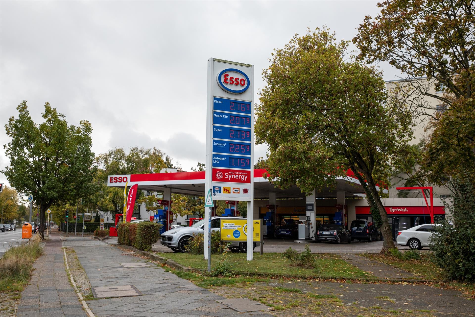 ExxonMobil ganó 30.485 en los nueve primeros meses del año, un 52,7% más
