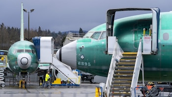 La agencia de aviación de