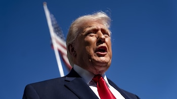 Trump anuncia el cierre perimetral del estrecho de Ormuz y que interceptará a cualquier buque que pague a Irán