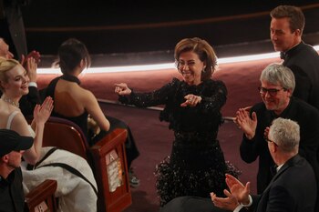 Fernanda Torres celebra el premio