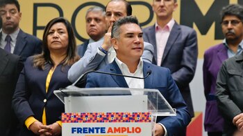 Alejandro Moreno indicó que denunciarán al gobierno federal ante organismos internacionales. | Twitter @alitomorenoc