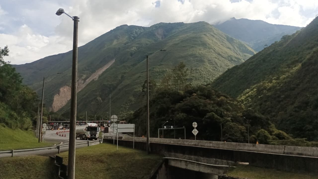 El Gobierno y la ministra de Transporte enfatizan la importancia de planear, respetar normas y priorizar la seguridad vial en estos desplazamientos - crédito @CoviandinaSAS/X