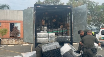 Se calcula que el operativo evitó que unas 3.870.000 dosis llegaran a los circuitos de distribución, alterando la oferta en los mercados ilegales - crédito Dirección de Tránsito y Transporte