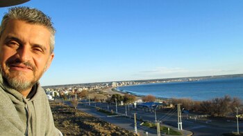 Vendió alfileres de gancho en