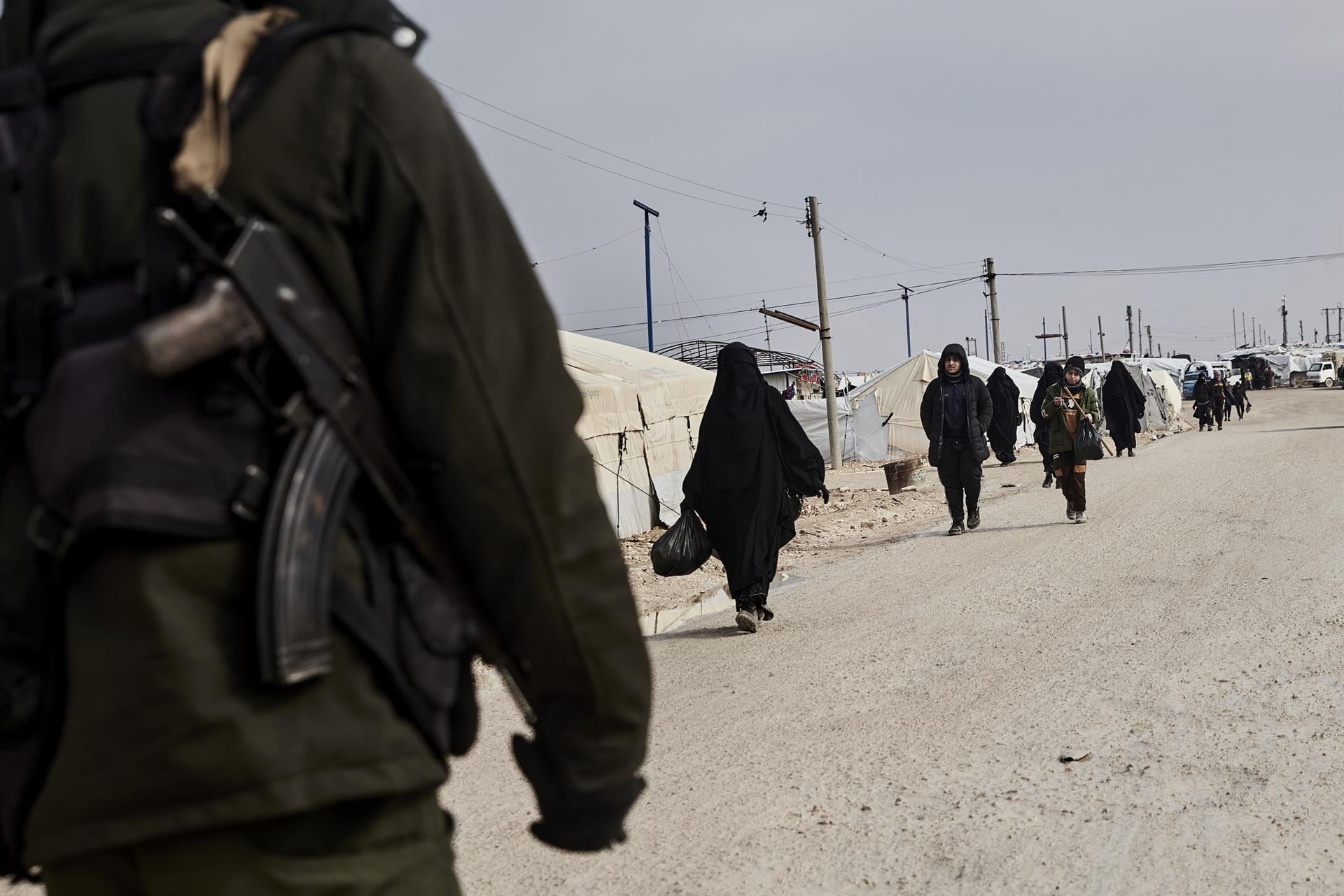 Condenada a ocho años de cárcel una francesa tras ser repatriada desde Siria, por unirse a Estado Islamico