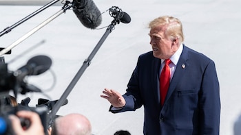 Trump impide de nuevo a la CNN viajar en el 'Air Force One' y la cadena denuncia que bloquea su labor informativa