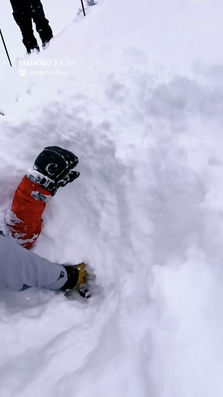 En la semana, varios esquiadores murieron a causa de las avalanchas (Instagram / @matteozilla)