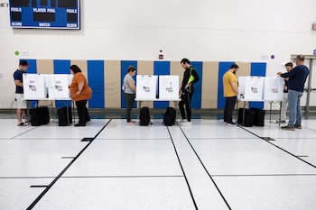 La Justicia sostuvo que la ley de Ohio contradecía la Ley Nacional de Registro de Votantes de 1993, conocida como NVRA (REUTERS/Megan Jelinger).