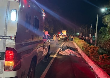 La tragedia en Guatemala dejó dos adolescentes muertos durante un recorrido de antorcha patria por las fiestas de Independencia.