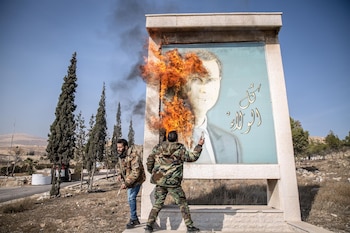 El líder de Hayat Tahrir al Sham (HTS, Organización para la Liberación del Levante), Ahmed Husein al Shara (conocido como Abú Mohamed al Golani), aseguró que las nuevas autoridades de Siria no amnistiarán a ninguna persona que hubiera estado implicada en prácticas de tortura durante el régimen del depuesto Bashar al Assad.