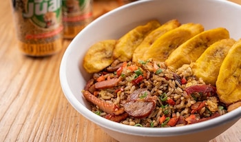 Lonely Planet también destaca el reconocimiento de la gastronomía peruana, con Lima consolidada como una de las grandes capitales gastronómicas del mundo.