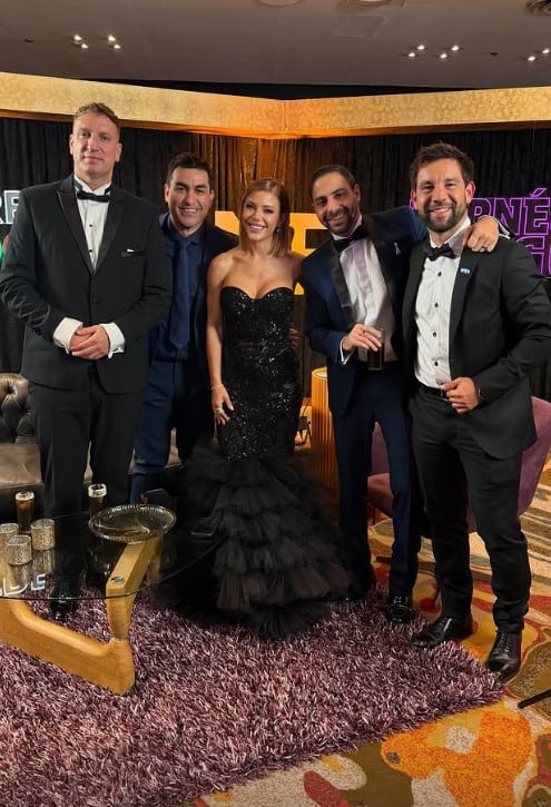 Evangelina Anderson disfrutó de la ceremonia de los Martín Fierro con algunos de sus excompañeros de Masterchef Celebrity, como Maxi López y el Turco Husain (Instagram)