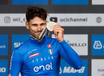 La histórica marca de la hora lograda por Filippo Ganna en Suiza representa más que un hito individual - REUTERS/Stefan Wermuth