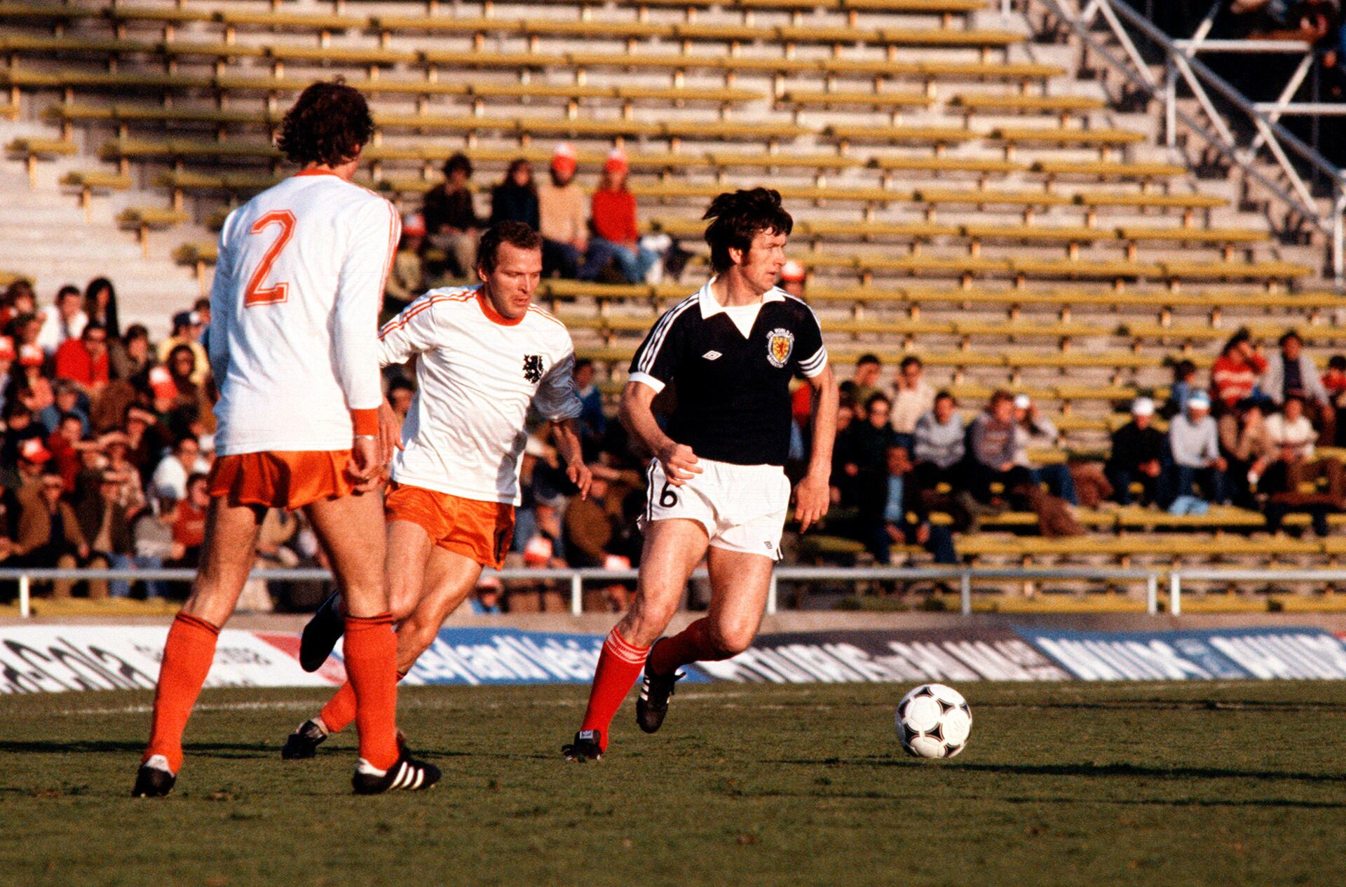 Durante años, los jugadores escoceses rechazaron los rumores de indisciplina y excesos durante la concentración del Mundial 78 - crédito Grosby Group