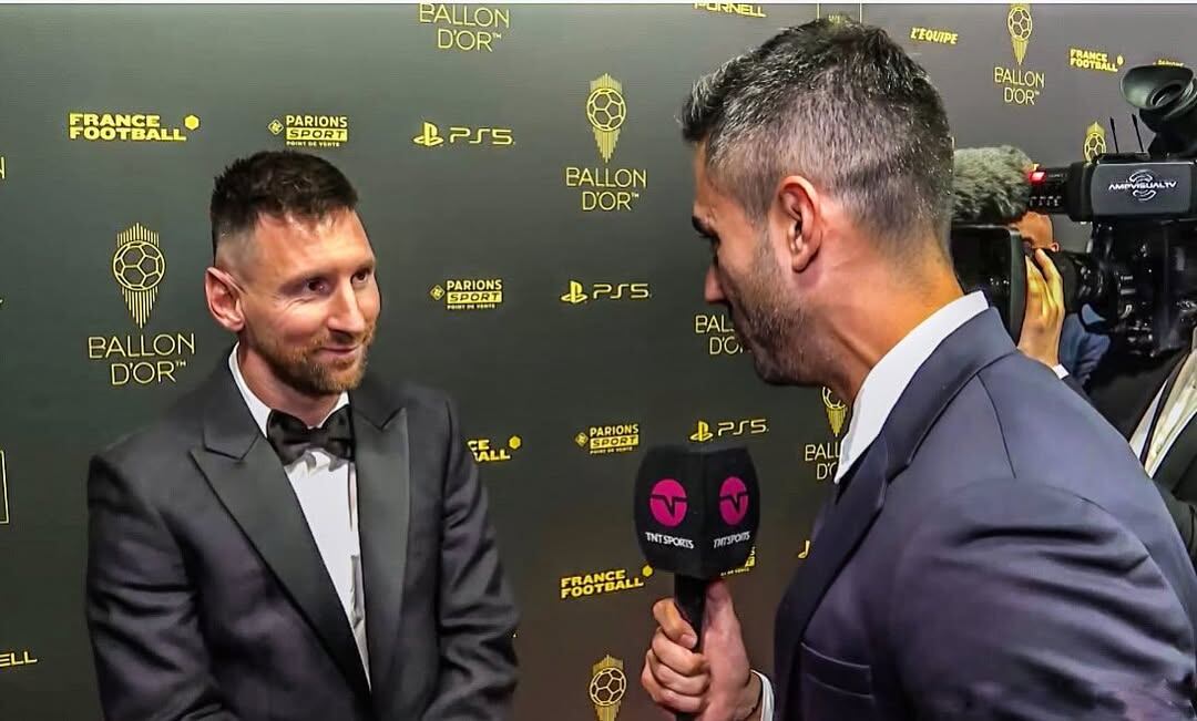 Marcelo Bechler, con Lionel Messi en una gala del Balón de Oro (@marcelobechler)