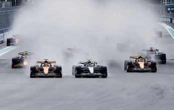 La lluvia intensa en la Fórmula 1 reduce la visibilidad, obliga a improvisar y reabrió el reclamo de los pilotos por un pacto de seguridad (REUTERS/Marco Bello)