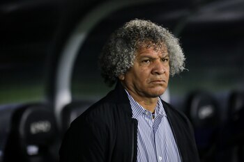 Alberto Gamero renovó con Millonarios