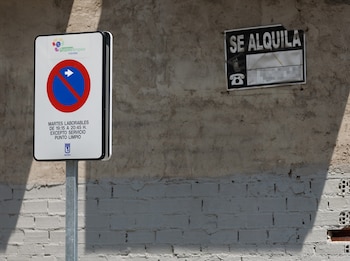 Un cartel de 'Se Alquila'