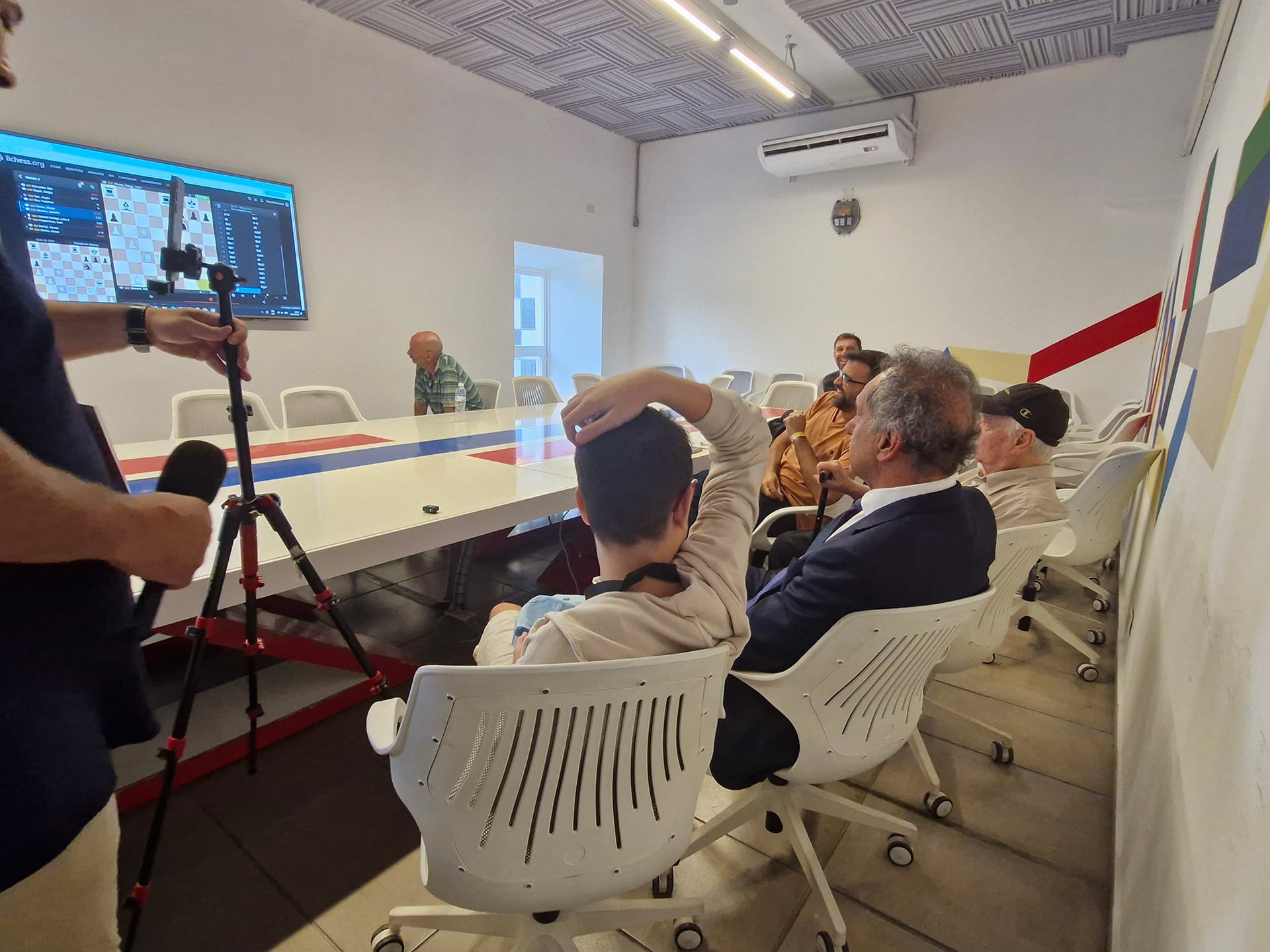 El próximo rival de Faustino Oro será Alexei Shirov